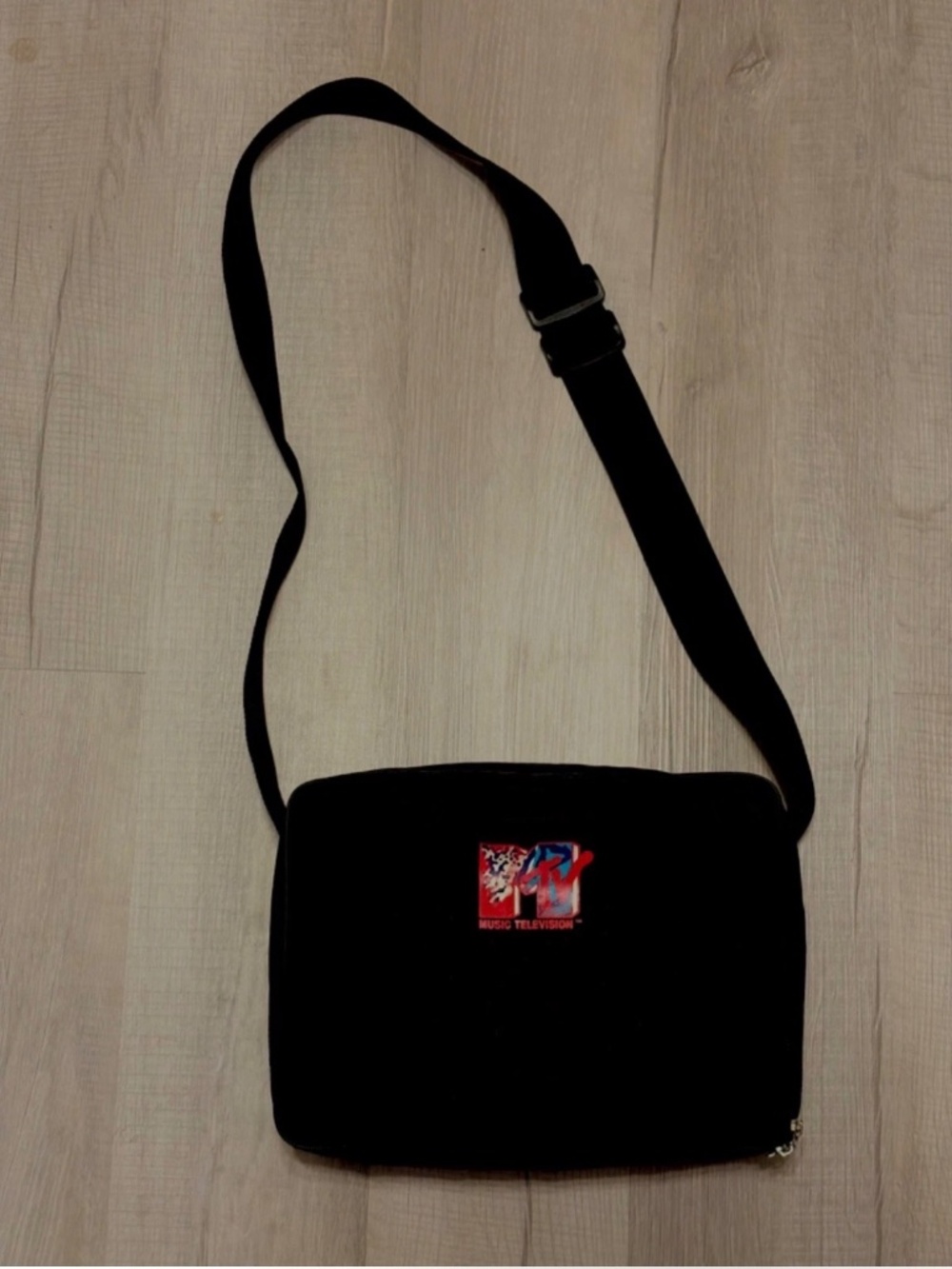 Vintage MTV Music Television Cassette Tape Storage Case Bag Zippered Grunge 90s